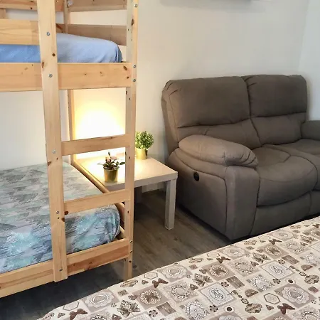 Fair And City Center Apartment