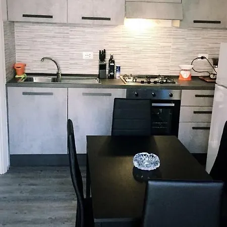 Fair And City Center Apartment Bologna